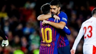 Suárez rescinde con Gremio y apunta al reencuentro con Messi
