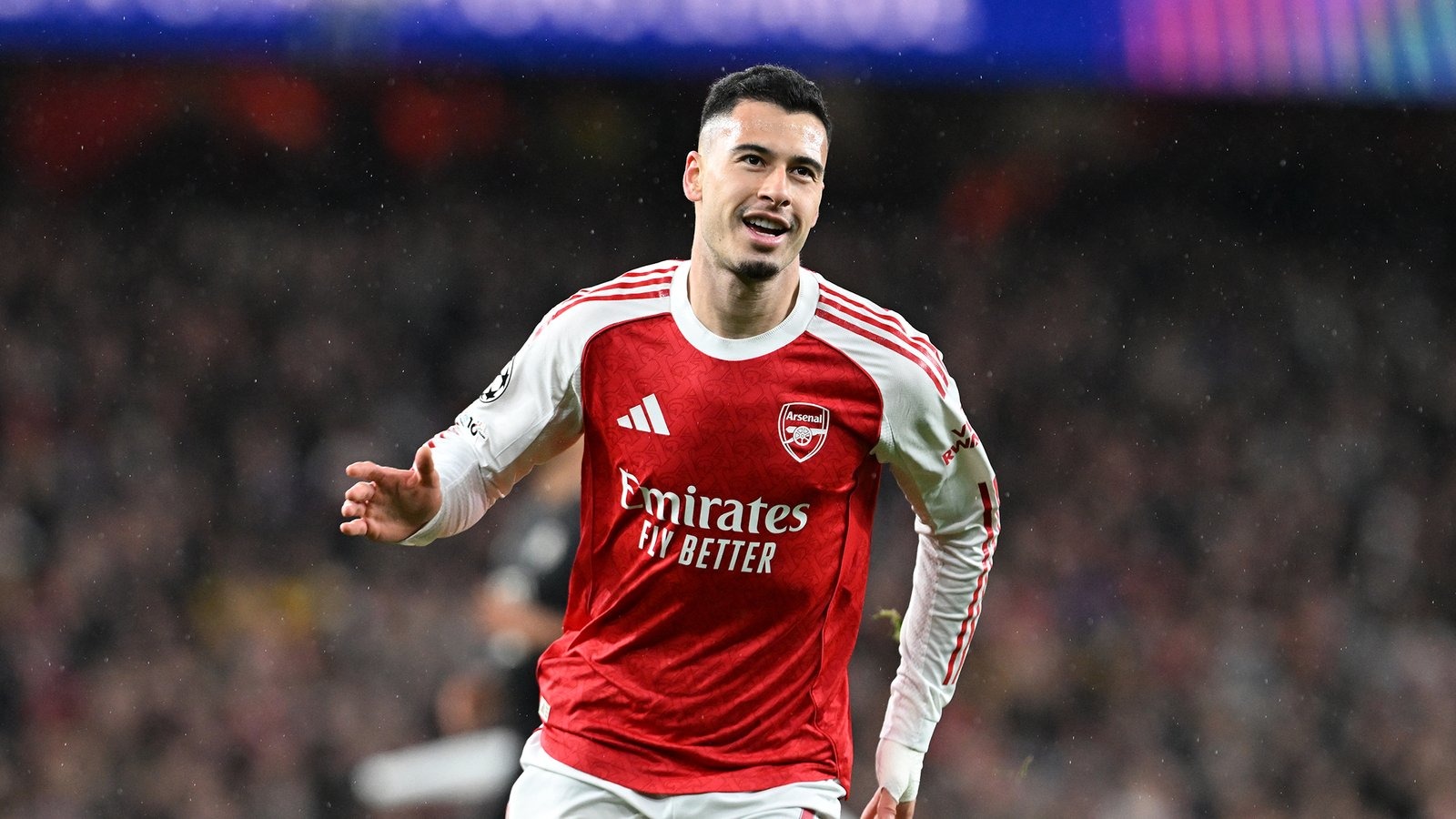 Arsenal offers two stars to sign Julián Álvarez