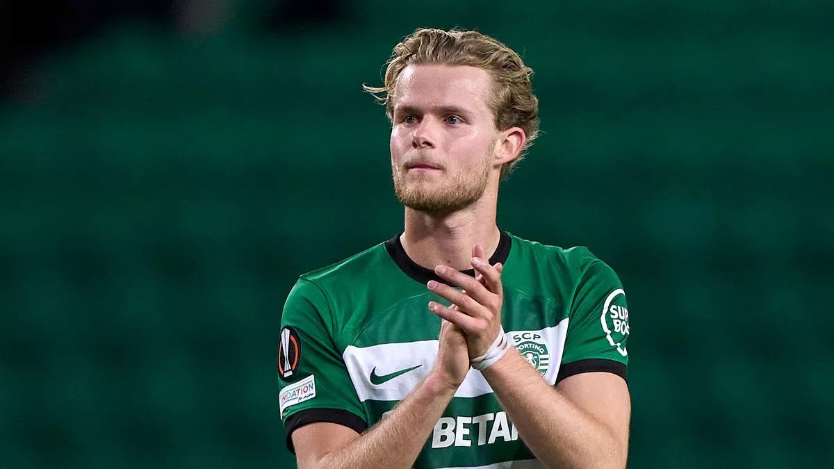 Morten Hjulmand durante un partido con el Sporting de Portugal