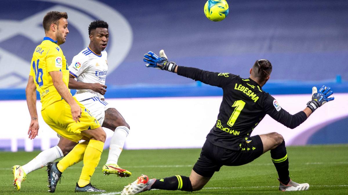 Conan Ledesma durante un Real Madrid - Cádiz