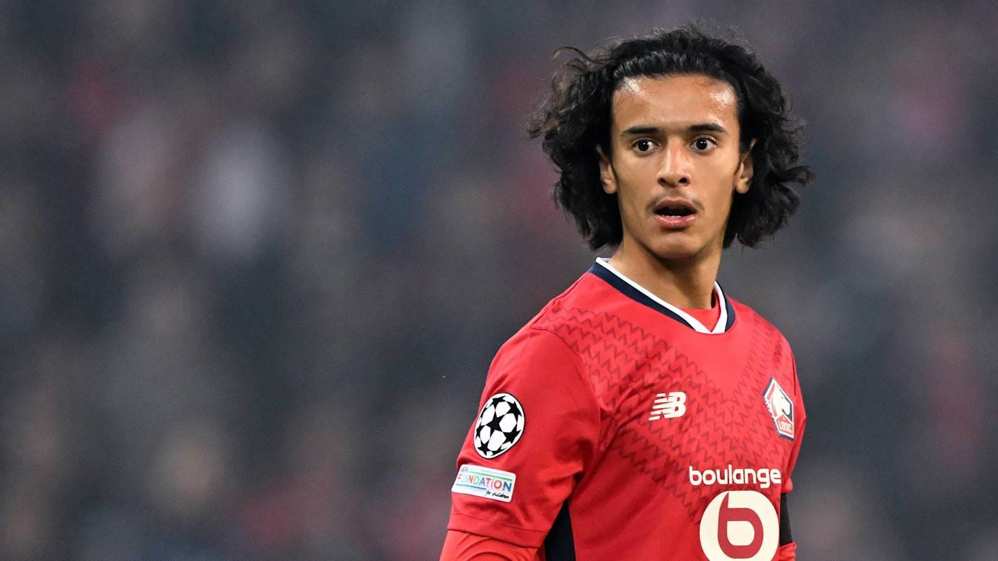 Ayyoub Bouaddi playing for Lille