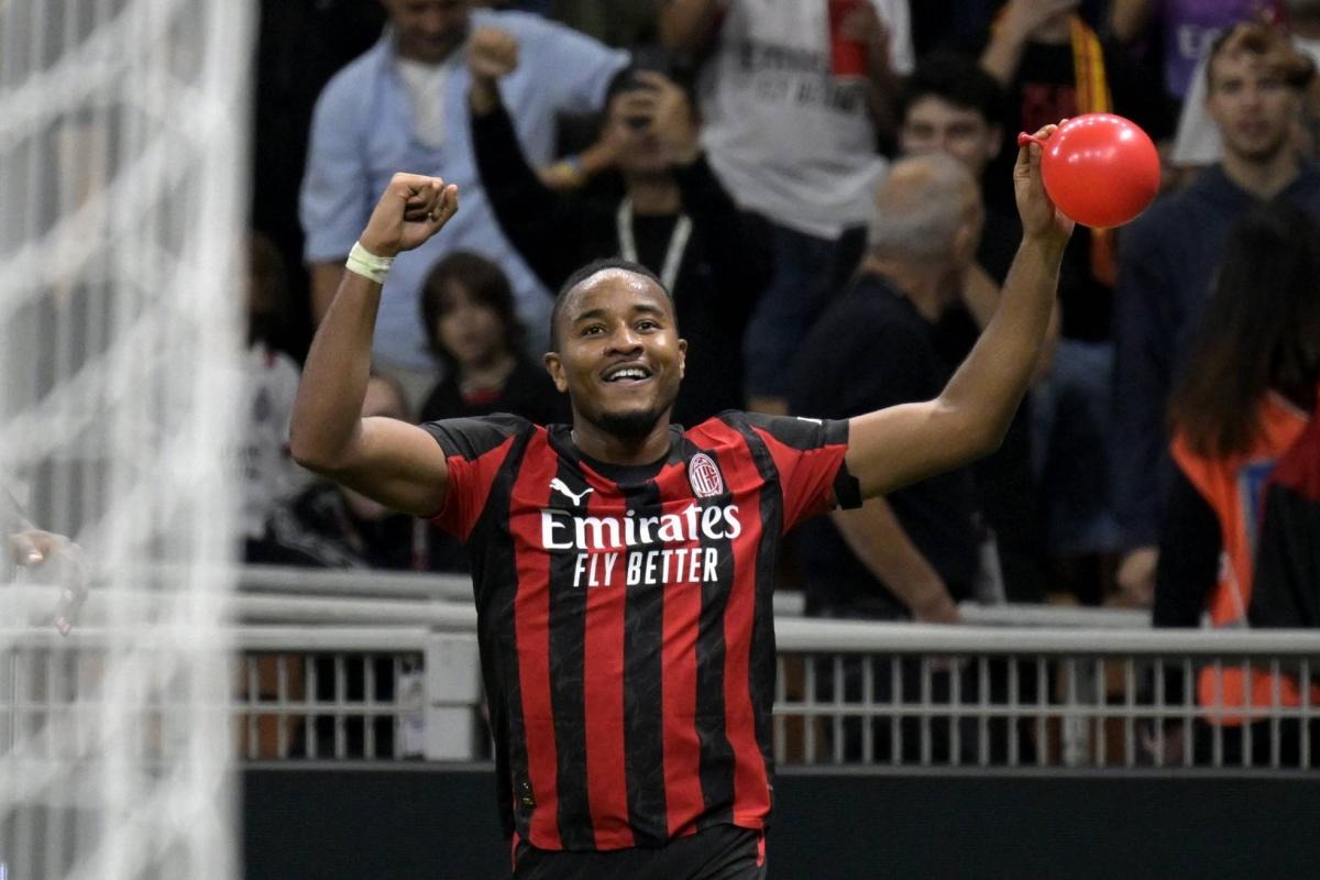 Nkunku appears on Atlético's list