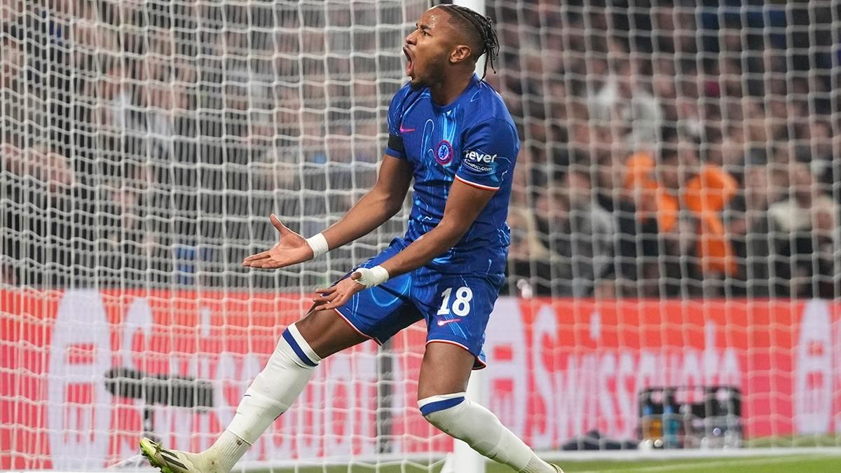 Nkunku, surprise signing for Tottenham
