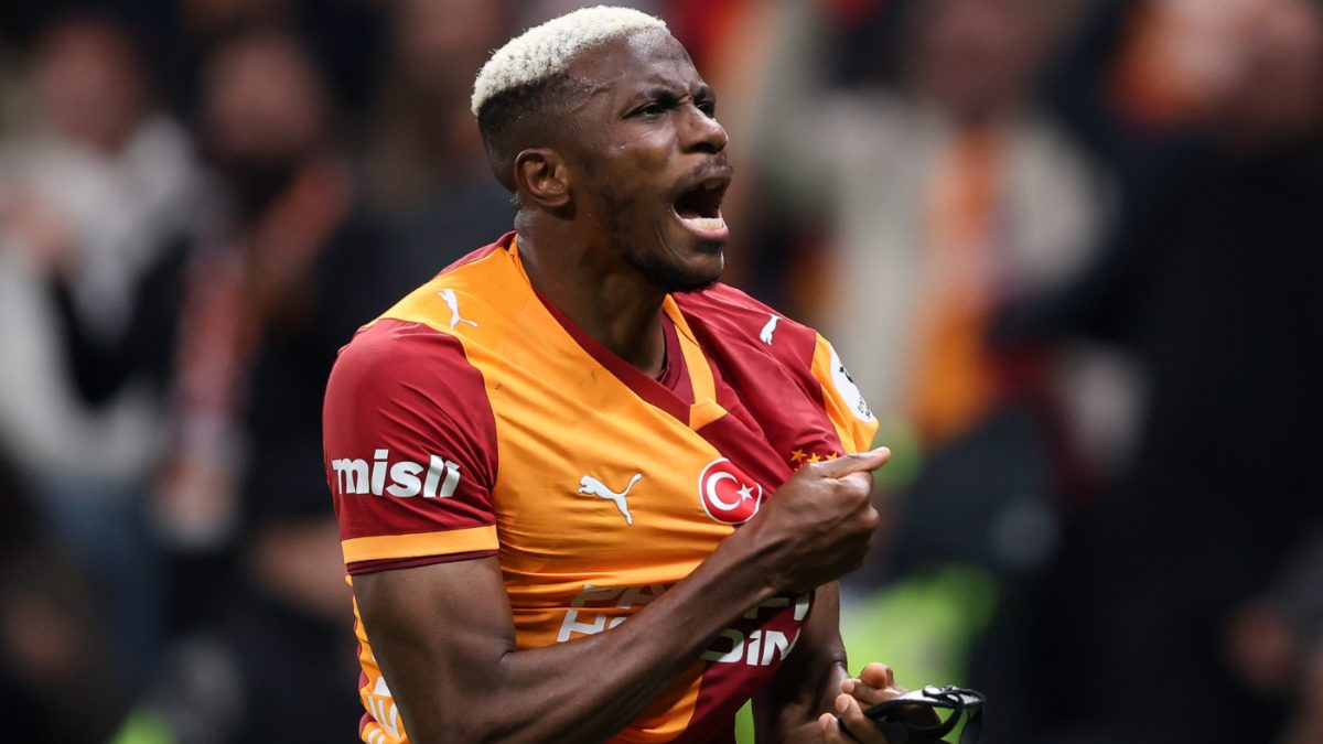 Victor Osimhen celebrates a goal scored with Galatasaray