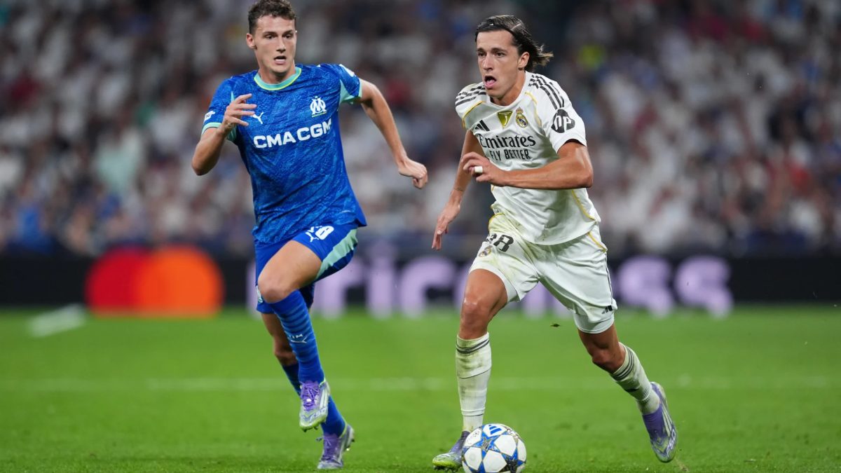 Álvaro Carreras durante un Real Madrid - Olympique de Marsella
