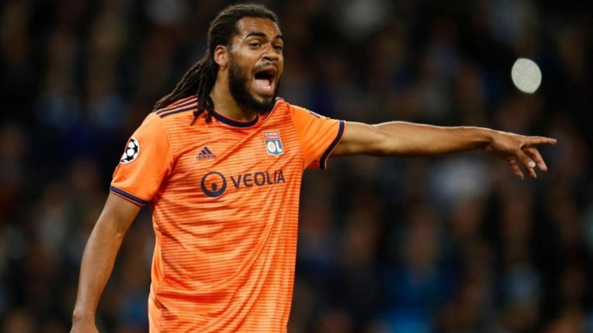 El club que compite con el Valencia por Denayer / Somosfanaticos.fans