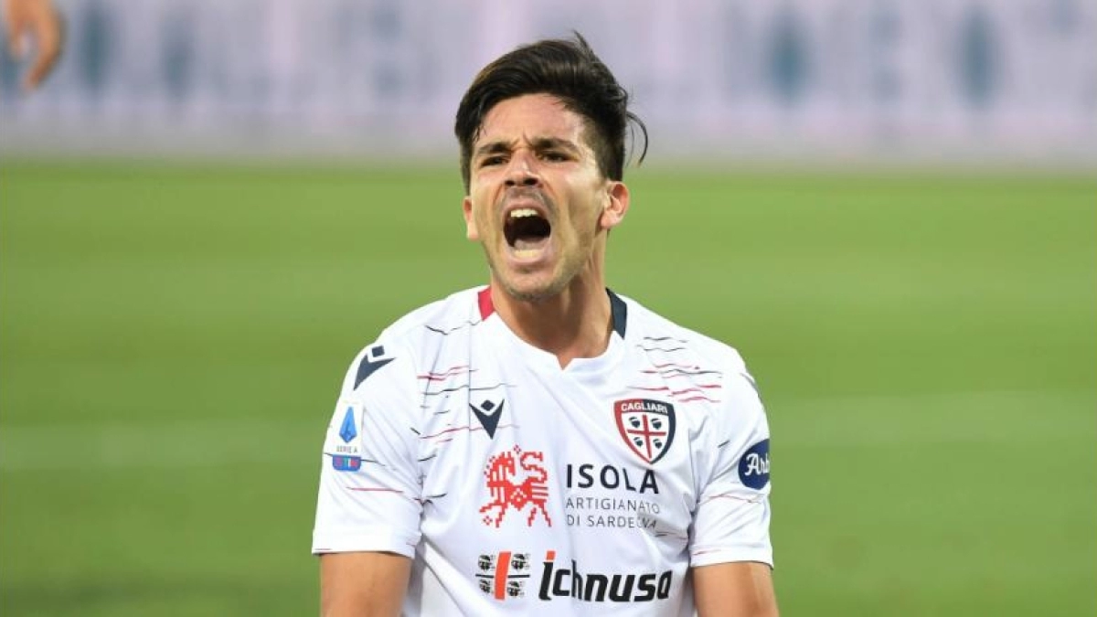Giovanni Simeone celebra un gol con la elástica del Cagliari. Foto: Transfermarkt