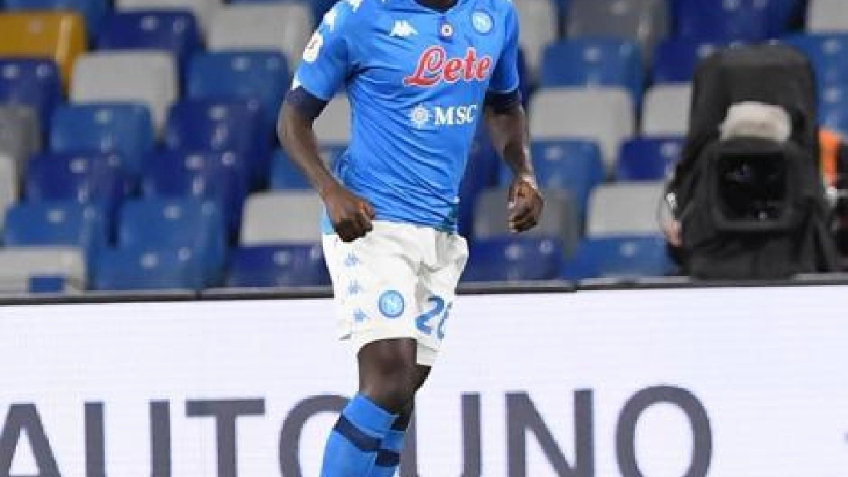 Koulibaly podría recalar en la Juventus de Turín. Foto: @SSCNapolies