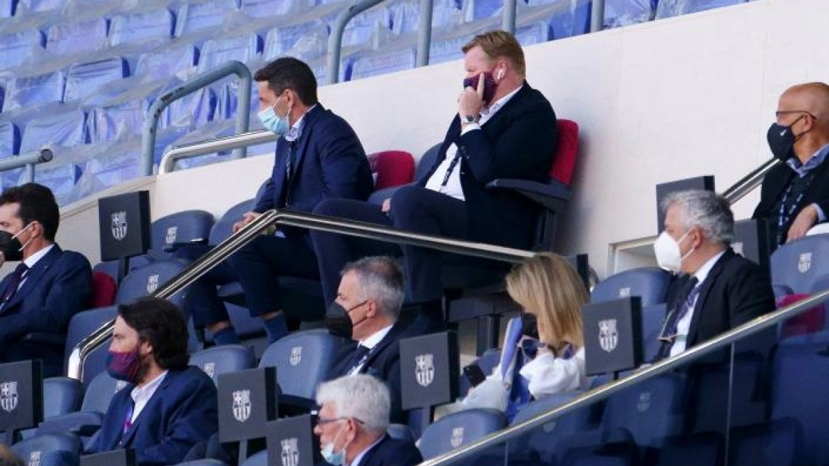 Koeman tiene un problema en los laterales.