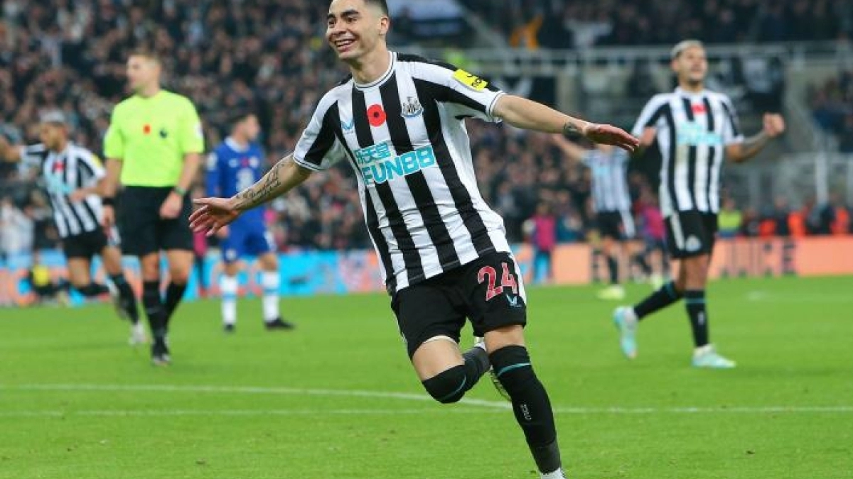 OFICIAL: Jorge Almirón regresa al banquillo del Elche CF