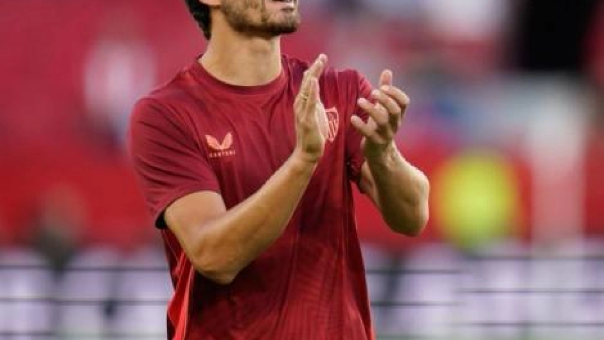 El danés es un descarte asegurado. Foto: @SevillaFC