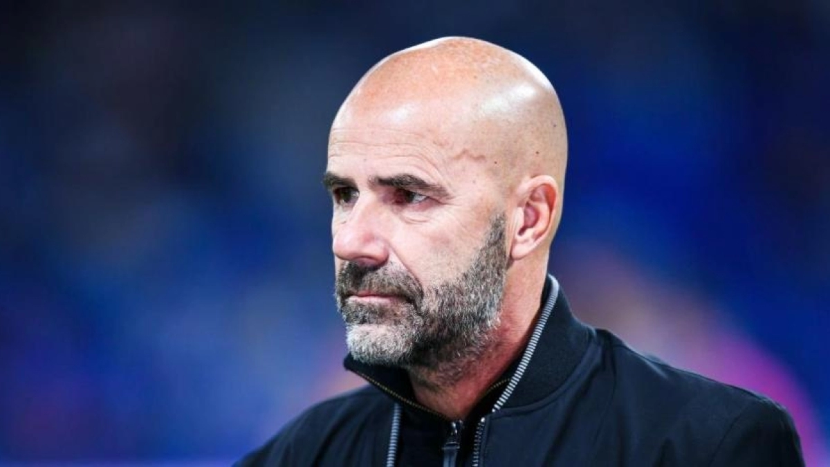 Olympique de Lyon: Peter Bosz, en la cuerda floja