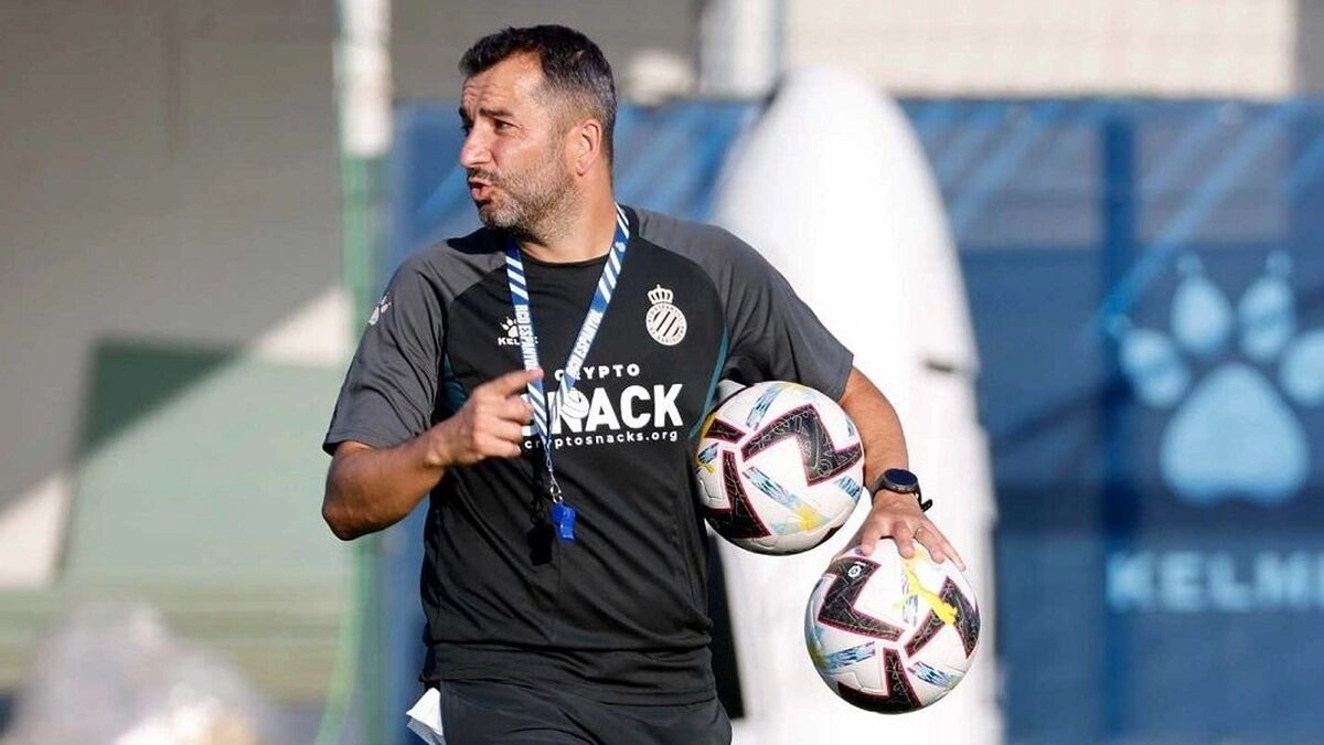 OFICIAL: El Español 'se carga' a Diego Martínez / Granada hoy