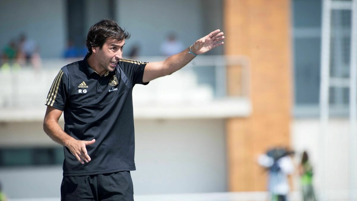 El banquillo de primera que le han ofrecido a Raúl / Diario de Cádiz