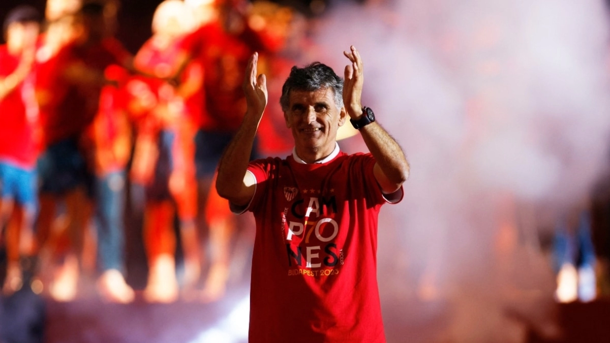 El futbolista que está sentenciado en el Sevilla / The Objetive