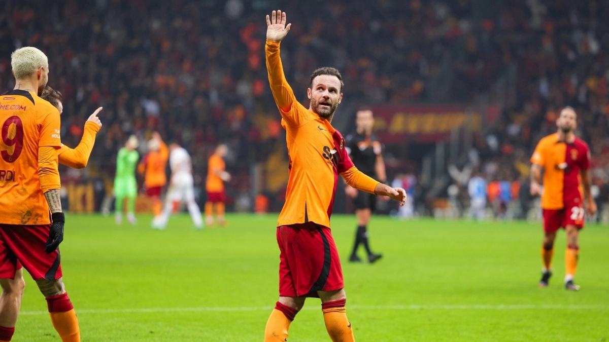 Juan Mata, rumbo a Japón / Daily Sabah