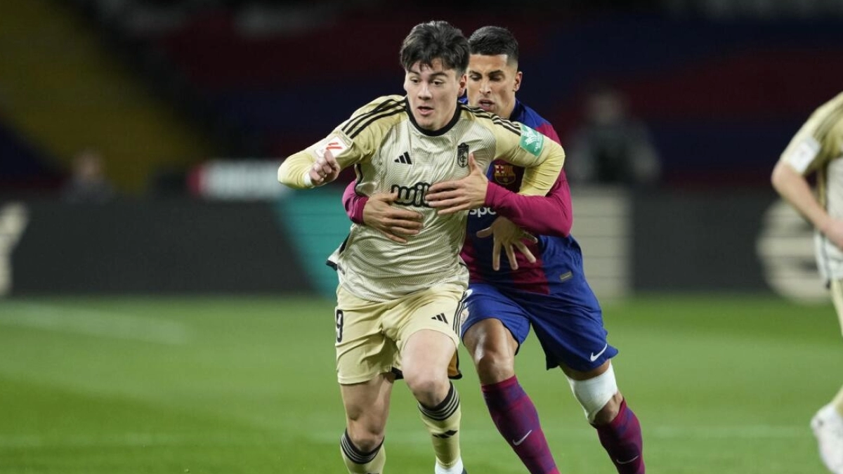 El Manchester United toma una decisión sobre el futuro de Pellistri
