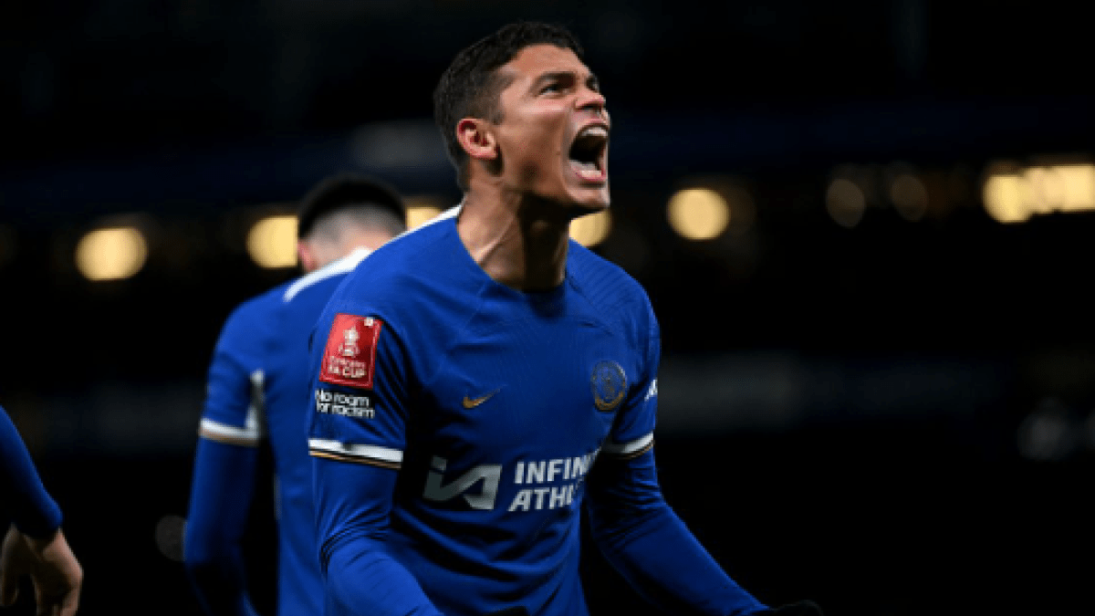 Los 2 centrales que tiene en la mira el Chelsea para suplir a Thiago Silva