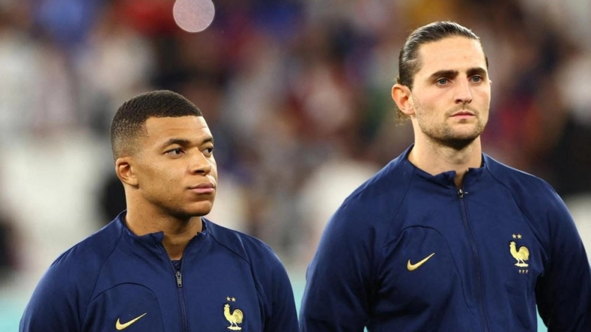 Rabiot signs for Olympique de Marseille / Spanish