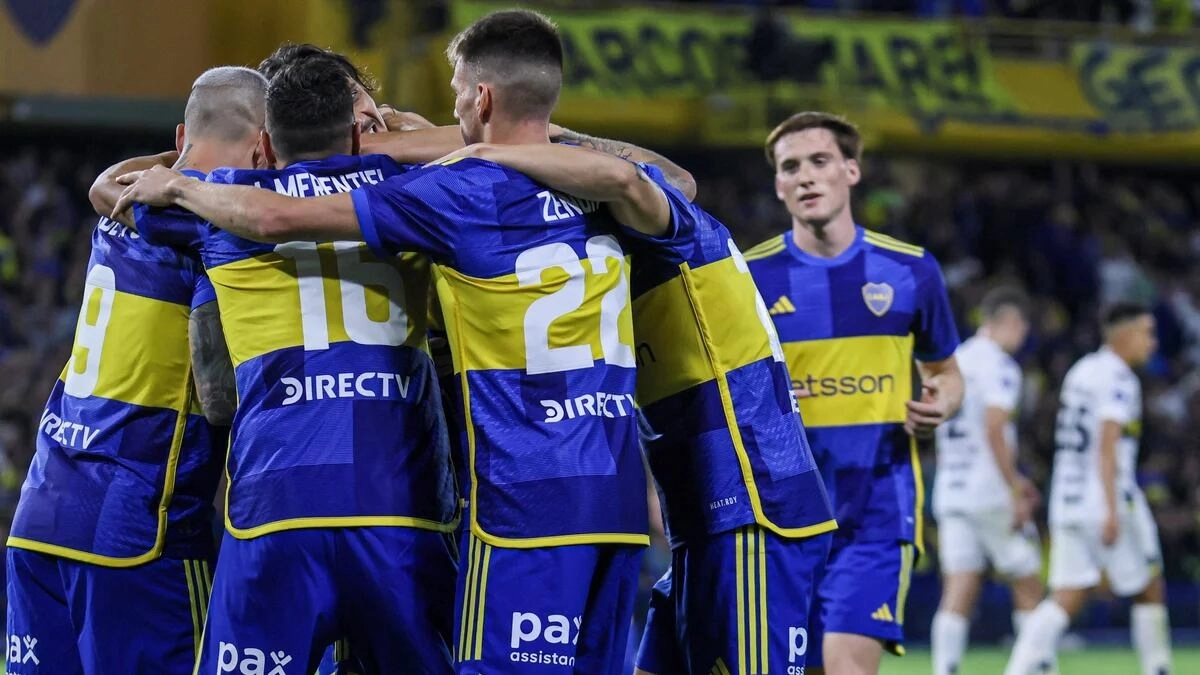 Boca Juniors players celebrate a goal