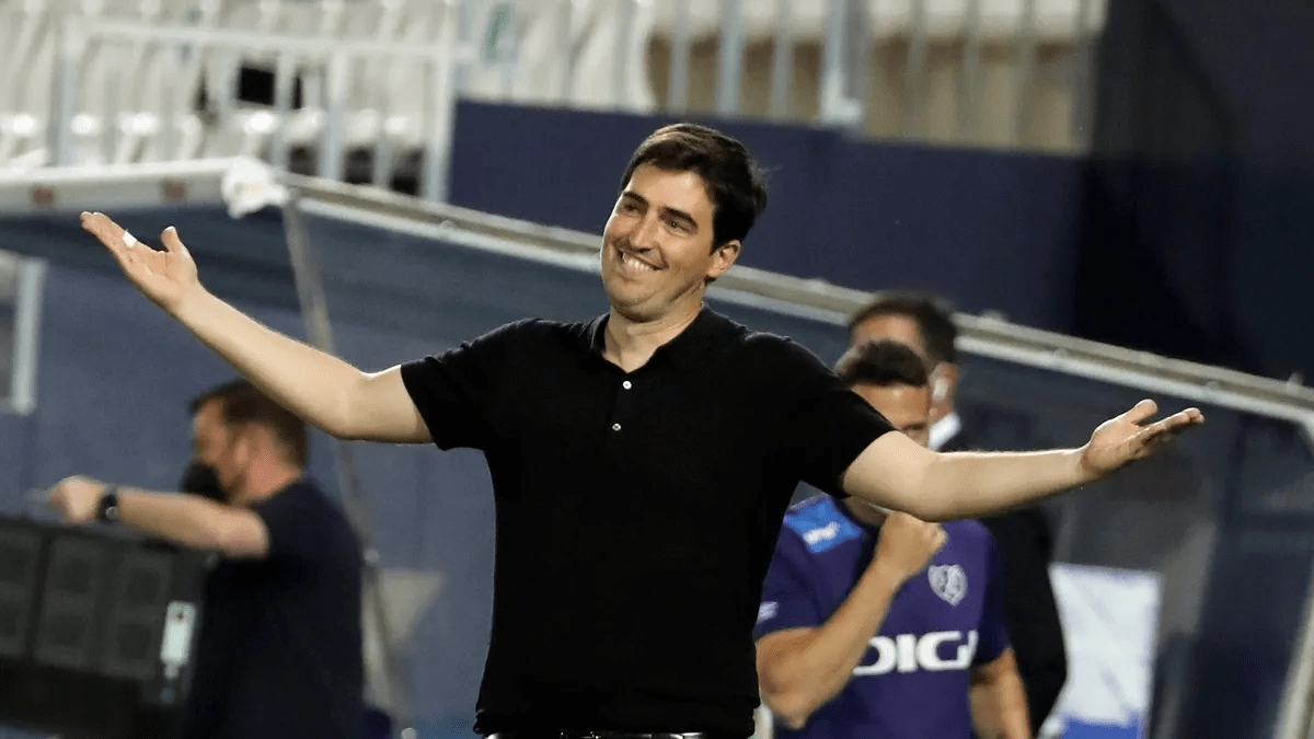 <p>Andoni Iraola, coach of Bournemouth</p>