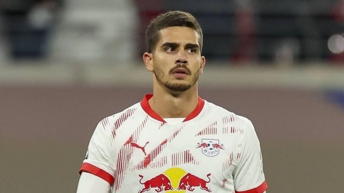 <p>The LaLiga club working on the loan of André Silva</p>