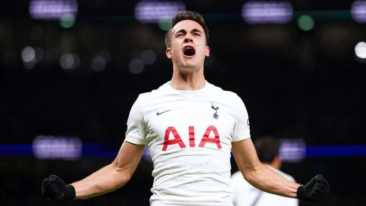 El club de LaLiga que aprieta por el fichaje de Sergio Reguilón
