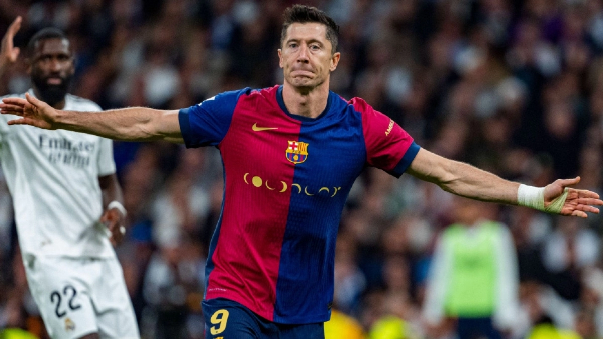 FC Barcelona finds the successor to Lewandowski: a 16-year-old promise | Transfermarkt
