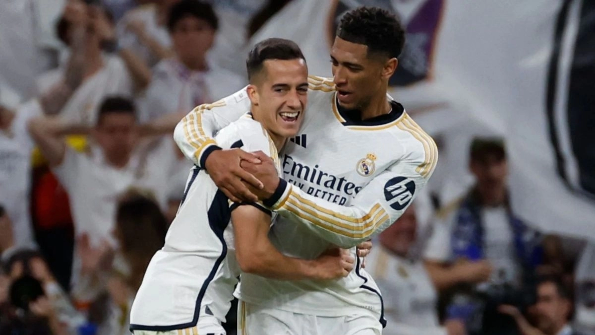 <p>Lucas Vázquez and Jude Bellingham</p>