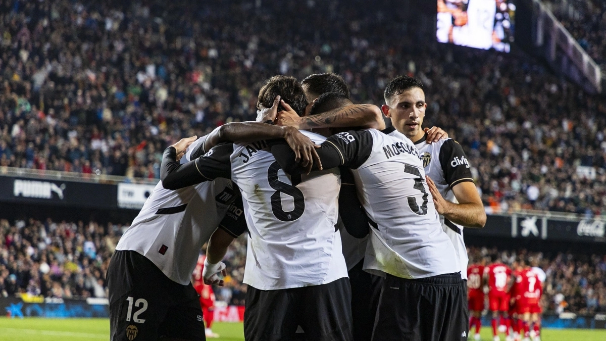 El Valencia renovará a 3 pesos pesados / Valenciacf.com