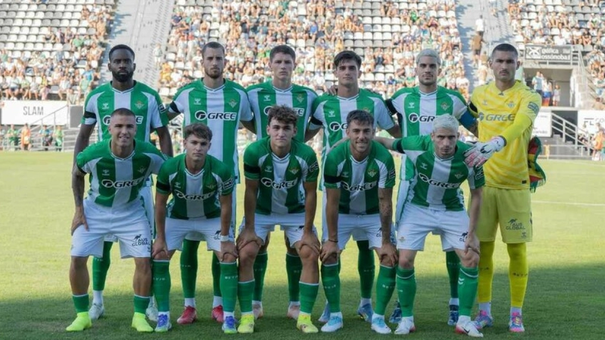 Fabrizio Romano confirma dos nuevos fichajes para el Real Betis | Muchodeporte