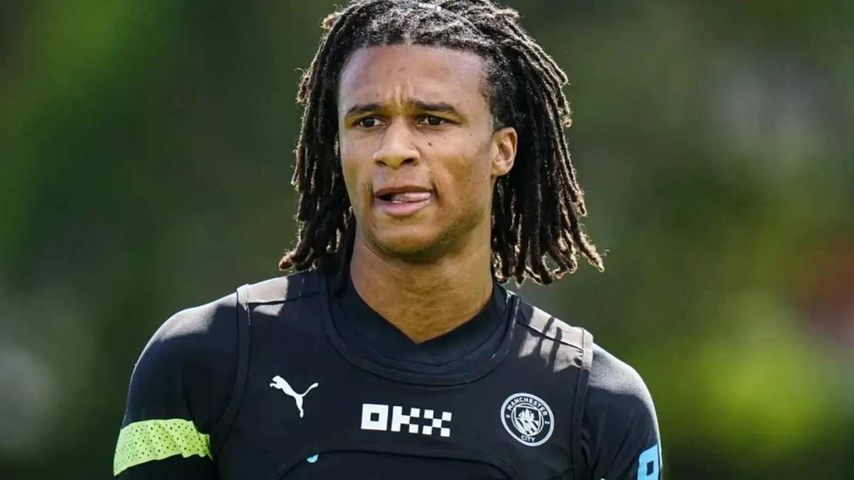 Nathan Aké necesita minutos, Guardiola se opone a su salida / Tribuna.com