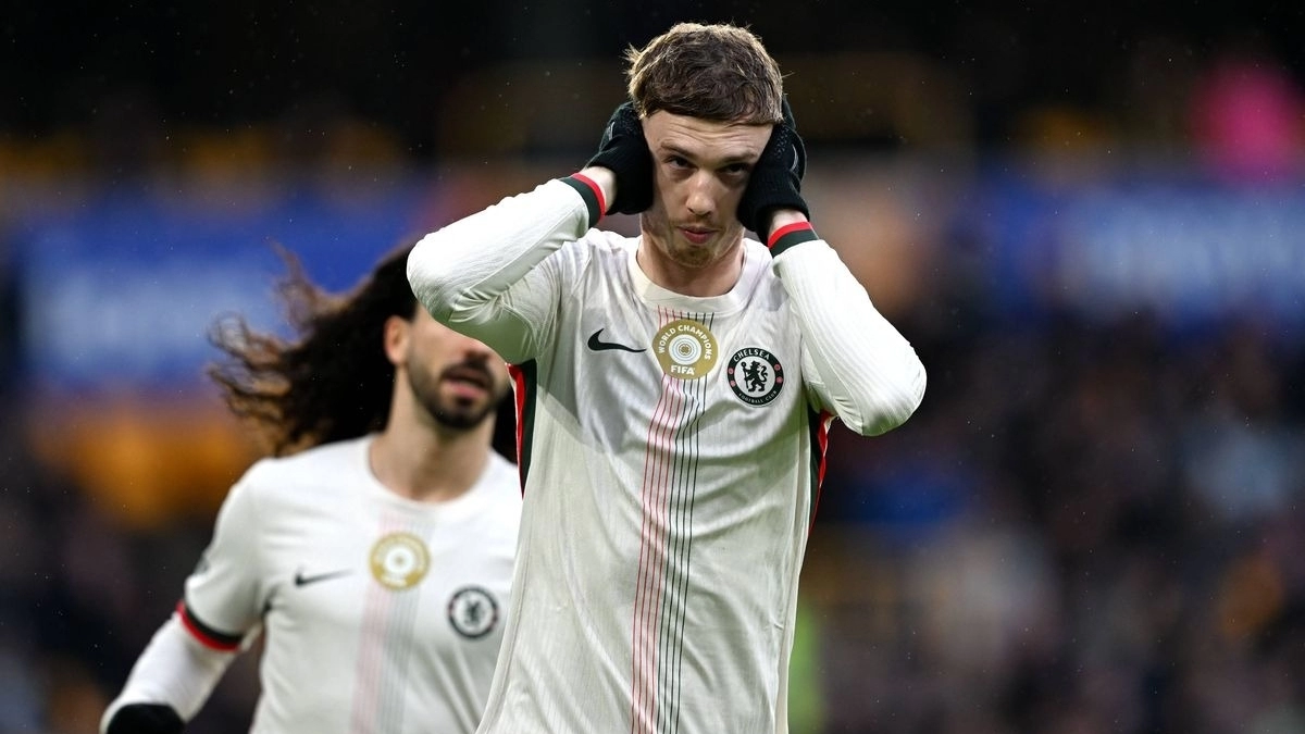 Cole Palmer no se va del Chelsea / The Mirror