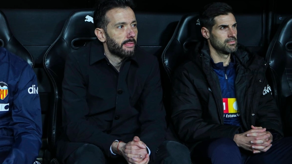 Valencia is already looking for a replacement for Corberán / EstadioDeportivo