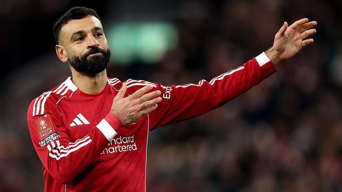 Liverpool prepares £95 million for Salah's replacement | BBC