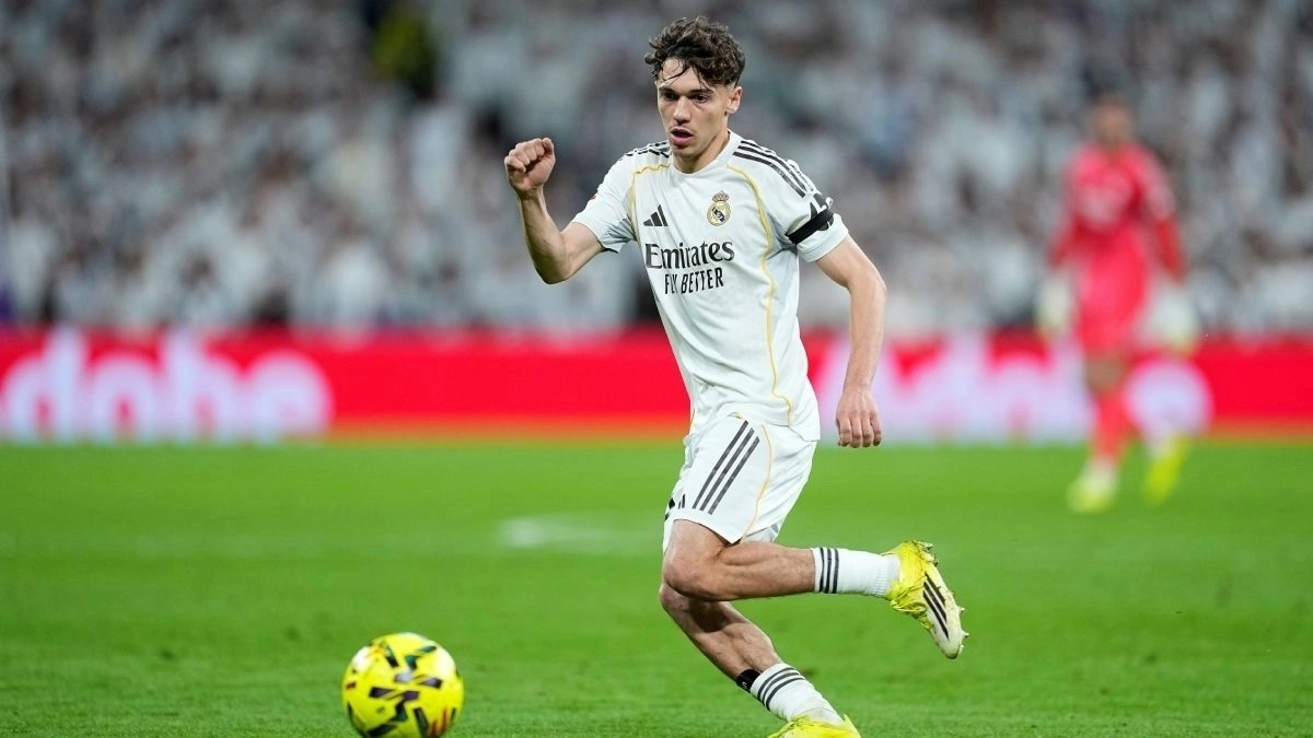 Thiago Pitarch during a Real Madrid match