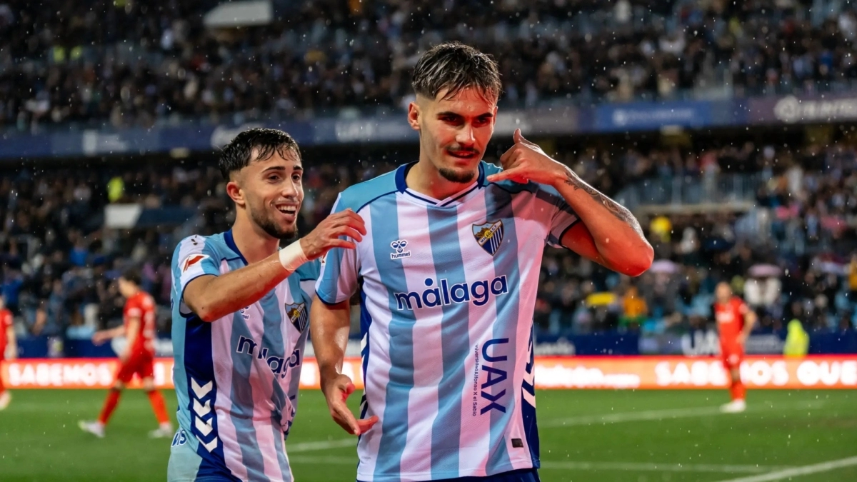 Villarreal CF shows interest in Chupe, the top scorer of Málaga CF.