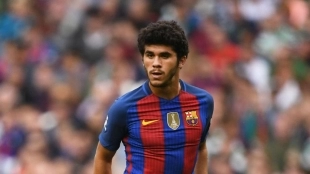 Ángel Torres negocia con el Barcelona por Carles Aleñà / Besoccer.com