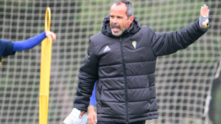 El Cádiz CF, muy cerca de destituir a Álvaro Cervera "Foto: LaLiga"