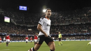 El Sevilla va con todo por Dani Parejo | FOTO: VALENCIA