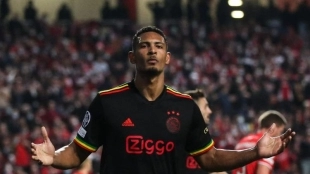 El delantero español que quiere el Ajax para suplir a Haller