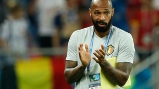 Thierry Henry a un paso de dirigir a un equipo en Inglaterra