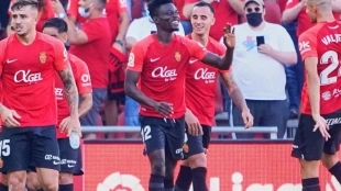 El Atlético no le pierde la vista a Iddrisu Baba. Foto: RDC Mallorca