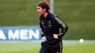 Florentino ya habría hablado con Raúl para suplir a Zidane