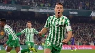 La suculenta oferta que rechazó Guardado para seguir en el Betis. Foto: El Intra Sports