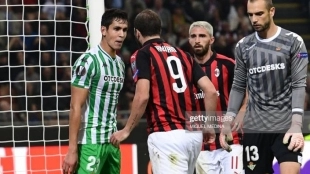 Rumores de fichajes: El Inter descarta a Mandi. Foto: Getty Images