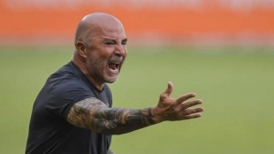El central que pide Sampaoli para cubrir la lesión de Marcao
