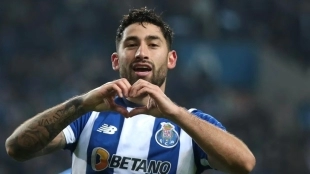 Los 3 clubes de la Premier que quieren fichar a Alan Varela