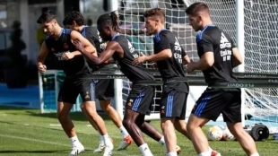 Jugadores del Real Madrid durante un entrenamiento