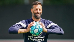 Van Nistelrooy cerca del Leicester City / Marca.com
